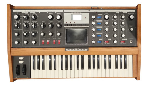 Sintetizador Old School Mini Moog Voyage Impecable Funda