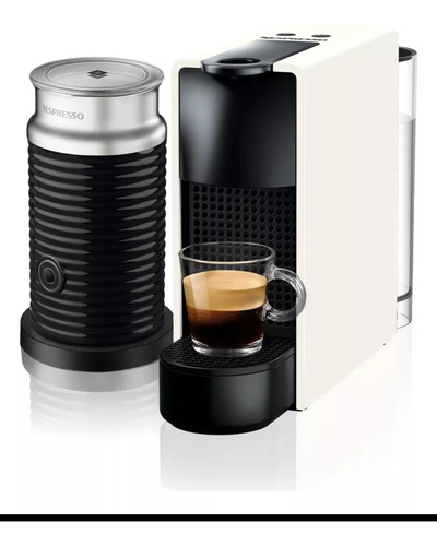 Cafetera Nespresso Essenza Mini + Espumador De Leche