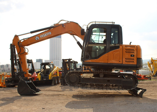 Mini Excavadora Pesatto Nueva E90k 9 T Con Garantia 2023