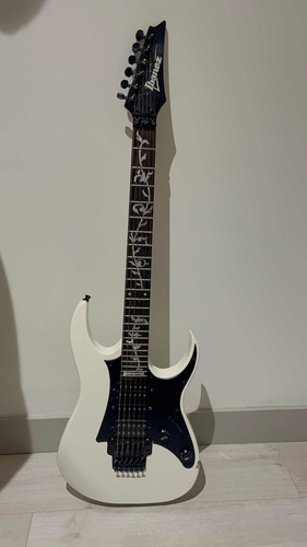Guitarra Eléctrica Ibanez Grg250 Amplificador Freeman A-15