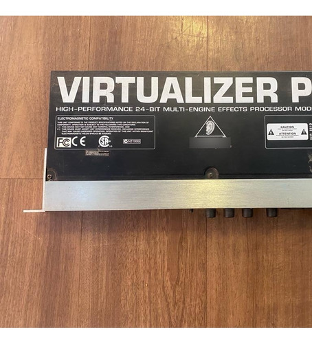 Processador De Efeito Behringer Virtualizer Pro Dsp 2024p