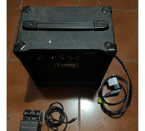 Amplificador De Guitarra Laney 15w Pedal Boss Metal Zone