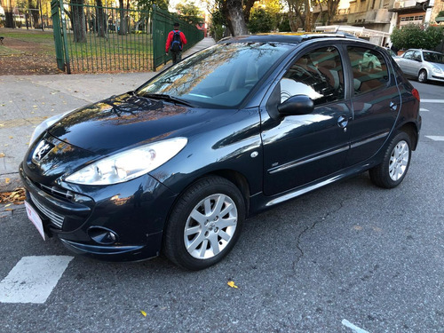 Peugeot 207 Xt Hdi -un Vehiculo Hermoso Techo Panoramico-