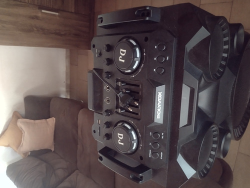 Som Bluetooth Polyvox 1800 Watts