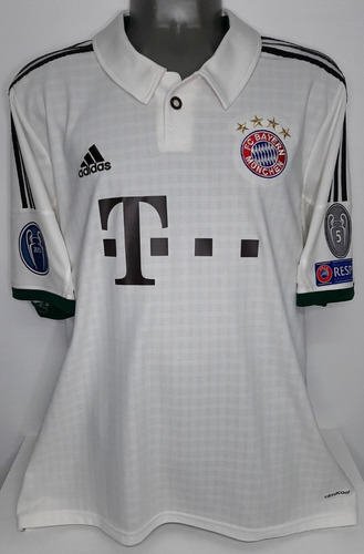 Bayern Munich 3ra Champions 2013 Toni Kroos Soccerboo Je135