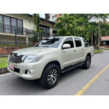 Toyota Hilux 2.5 Diésel M/t 4x4