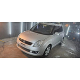 Suzuki Swift 1.5 Nafta Año 2011 Color Gris 5 Puertas Manual