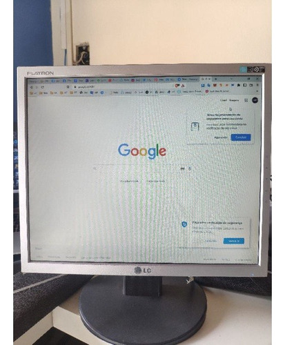 Monitor LG 17 L1752t Flatron Defeito Desliga Sozinho