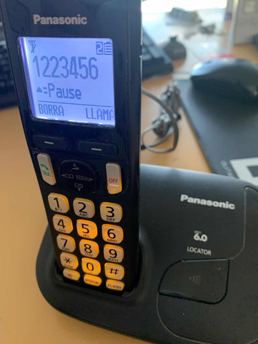  1  Teléfono Inalámbrico Marca Panasonic Modelokx-tgd210ag