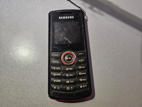 Celular Samsung Gt-e2121l Solo Para Repuestos - No Funciona