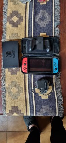 Nintendo Switch Standard - 32 Gb - Rojo Neón/azul Neón/negro