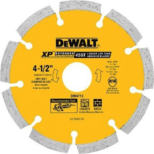 Disco De Diamante Dewalt Dw4713 Industrial Segmentado De Corte En Seco De 4-1/2 PuLG. Con Eje De 5/8 O 7/8 PuLG.