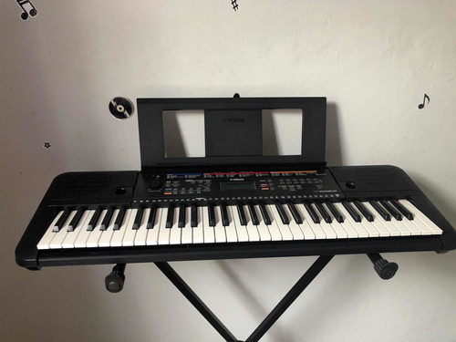 Teclado Yamaha Psr-e263 + Suporte E Capa