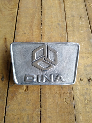 Emblema Dina Jalon De Cofre De Aluminio
