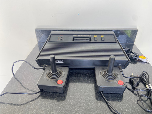 Atari 2600 Polivox Funcionando