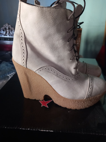 Botas Mujer Gamuza Crema Con Plataforma Impecables!