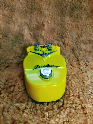 Pedal Danelectro Dj 5 Tuna Melt Tremolo