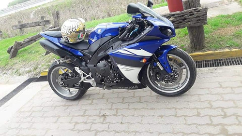 Yamaha R1