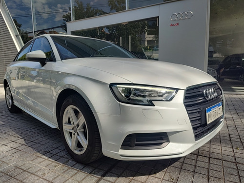 Audi A3 Sedan 1.4tfsi Stronic A1 A4 A5 Q2 Q3 Q5 Q7 Q8 Rs Tt