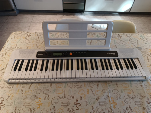 Teclado Piano Controlador Casio Ct S200 Color Blanco-usado