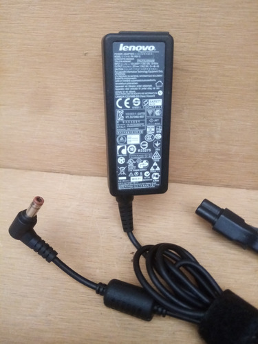 Cargador P/ Minilap Lenovo Ideapad S9, S10 De 20v. 2a. Usado