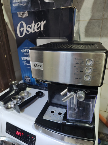 Cafetera Espresso Oster