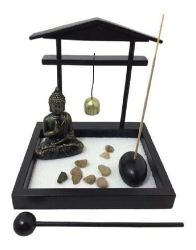 Jardim Zen Com Gongo E Buda Em Meditação Feng Shui