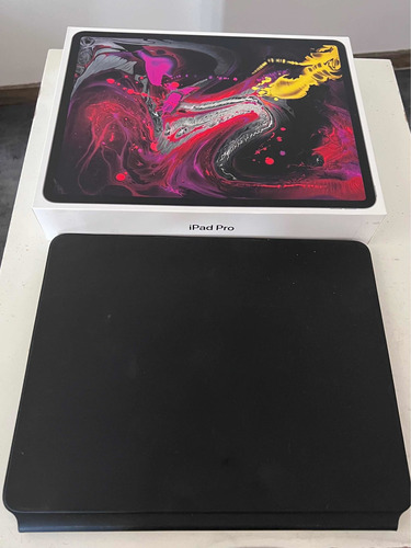 iPad Pro 12,9 Polegadas 256gb Wi-fi Com Smart Keyboard Folio