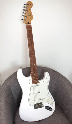 Guitarra Eléctrica Fender Stratocaster Standard México 2010 