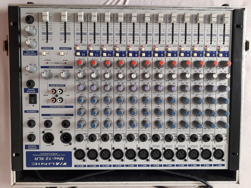 Mesa De Som Unic Audio Mac-12 Xlr -ñ Staner Yamaha Behringer