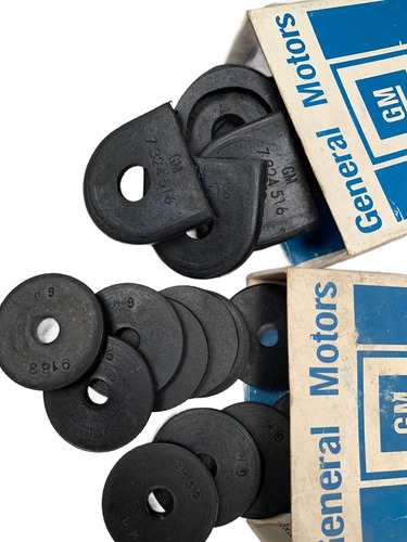 Suportes Parafuso Borracha Para Choque Chevette Tuba 7379 Gm