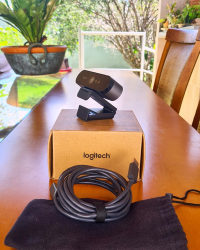 Câmera Logitech Brio Ultra Hd Webcam