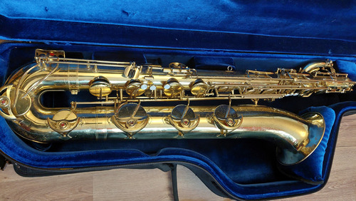 Saxofón Barítono Yamaha Ybs-52 Excelente