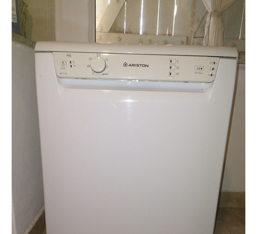 Lavavajillas Ariston Lkf 7114 De 14 Cubiertos Blanco 220v