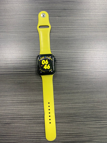 Vendo Reloj Apple Watch Se 44 Mm