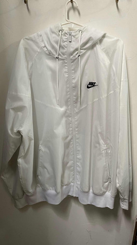 Campera Nike Windrunner Rompeviento / Impermeable
