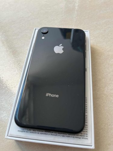 Celular iPhone XR