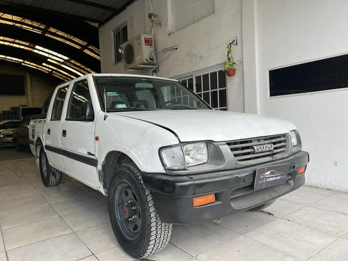 Isuzu Pick-up Doble Cabina 4x4 A/a Dir.