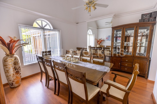 Espectacular Casa En Lomas De La Tahona - Id 3627 - Imagen 4
