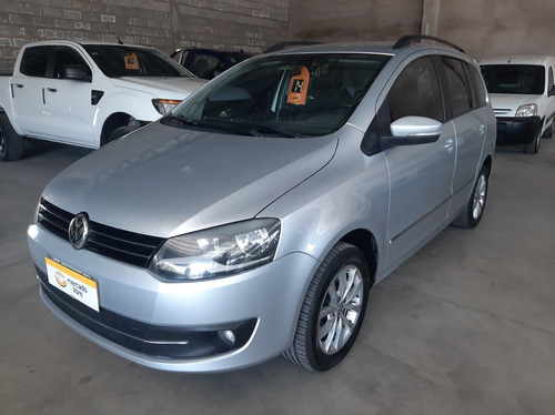 Volkswagen Suran 2014 1.6 Imotion Highline 110cv