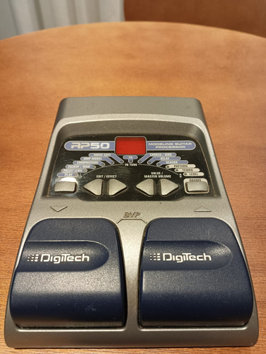 Pedaleira Digitech Rp-50