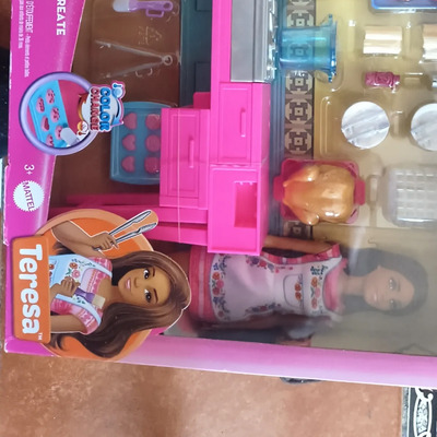 Barbie Teresa Marca Mattel Cook And Create Kitchen