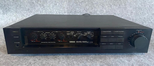 Preamplificador Yamaha C-80 