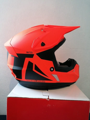 Casco Joe Rocket 