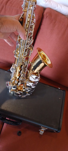 Saxo Alto Yamaha Yas 26