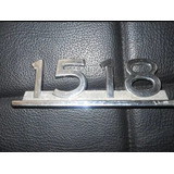 Insignia Mercedes Benz 1518