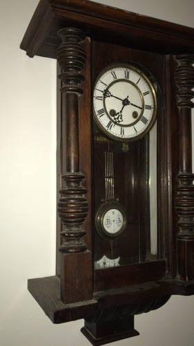 Reloj Antiguo De Pared Con Pendulo  En Muy Buen Estado S/env