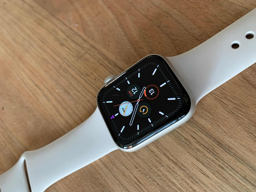 Apple Watch Series 5, 2019