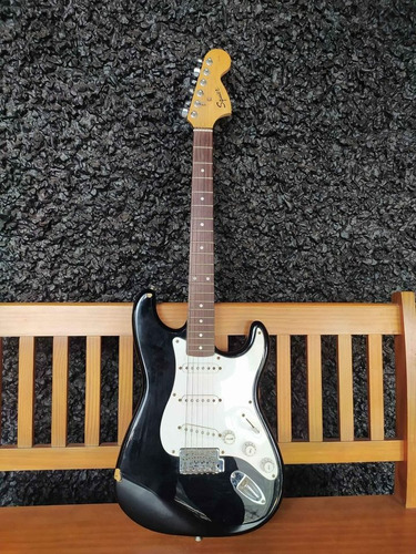 Guitarra Squier Affinity Preta Strato Top!