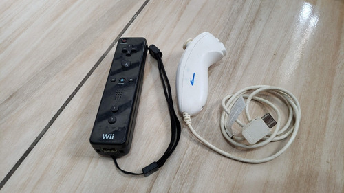 Wii Remote + Nunchuk Originais Branco E Preto Funcionando  